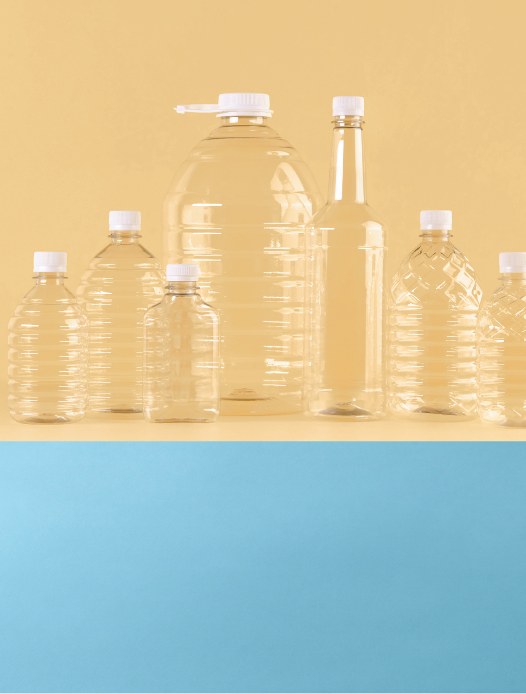 Containers for spirits and distilled drinks